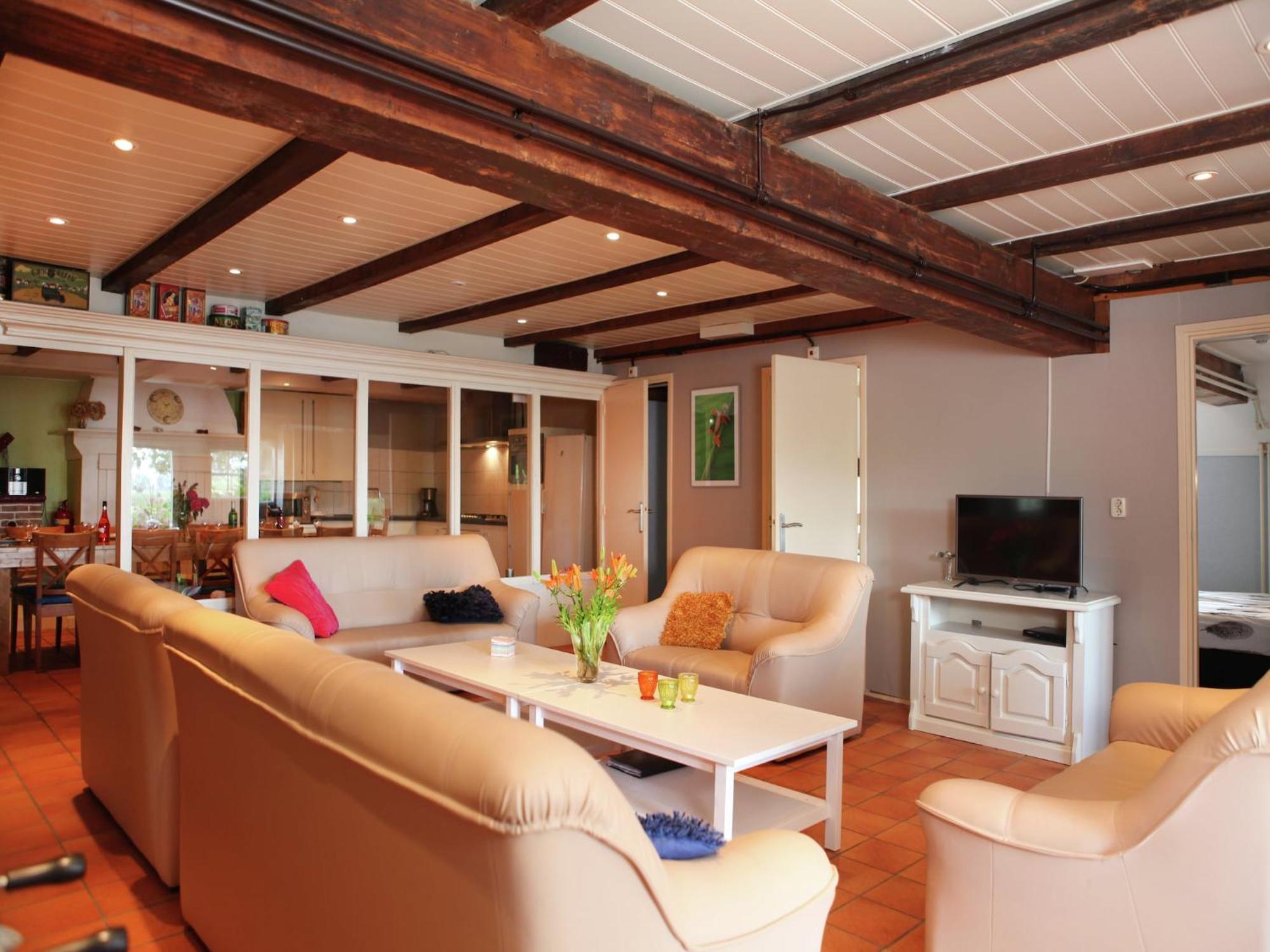 Quaint Farmhouse Near River In Oosterwijk เลียร์ดัม ภายนอก รูปภาพ